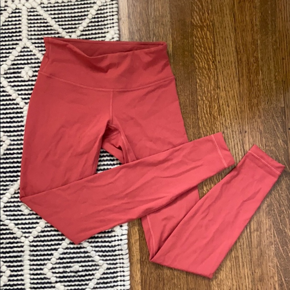 LULULEMON wunderunder full on luxtreme “25